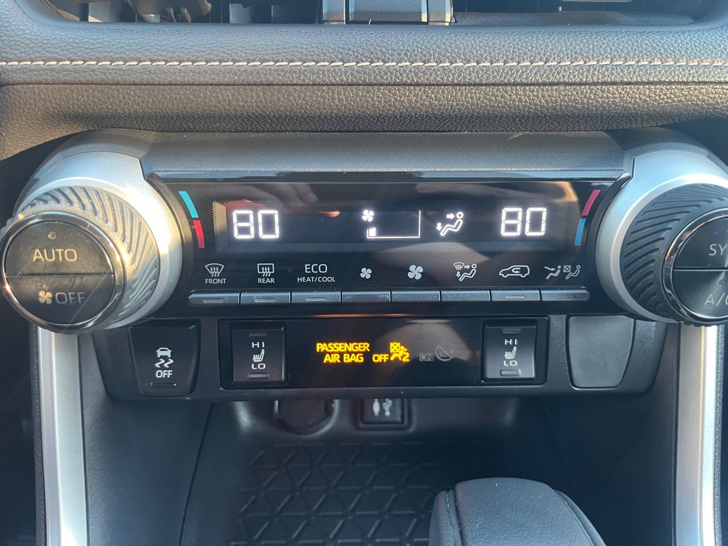 2019 Toyota Rav4 Image 26