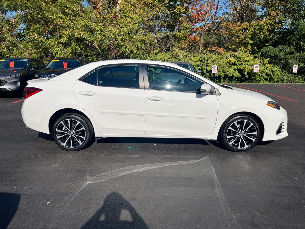 2017 Toyota Corolla Image 6