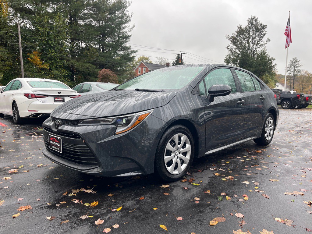 2024 Toyota Corolla Image 2