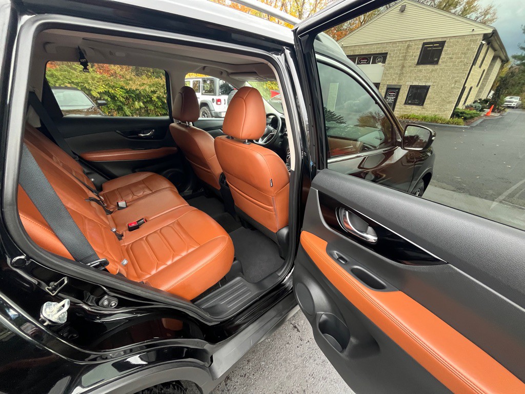 2019 Nissan Rogue Image 7