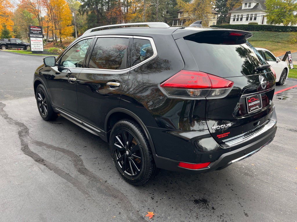 2019 Nissan Rogue Image 12