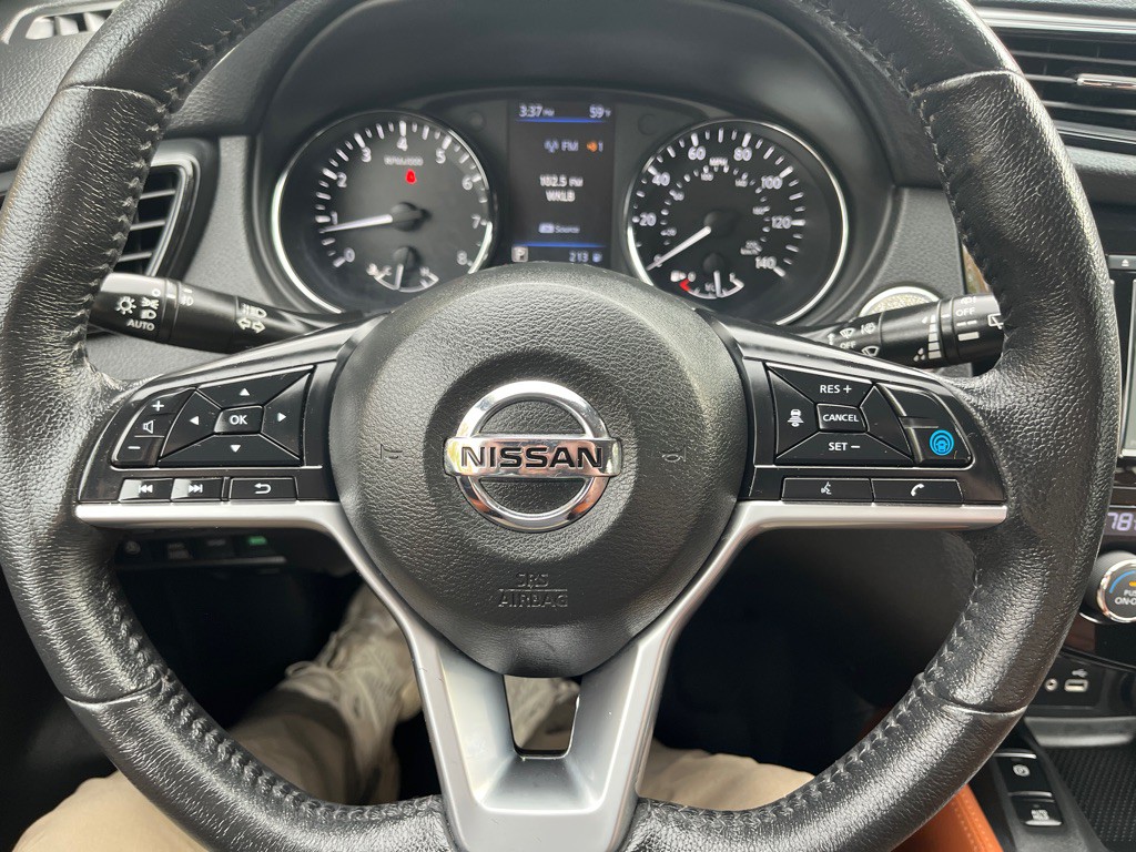 2019 Nissan Rogue Image 21