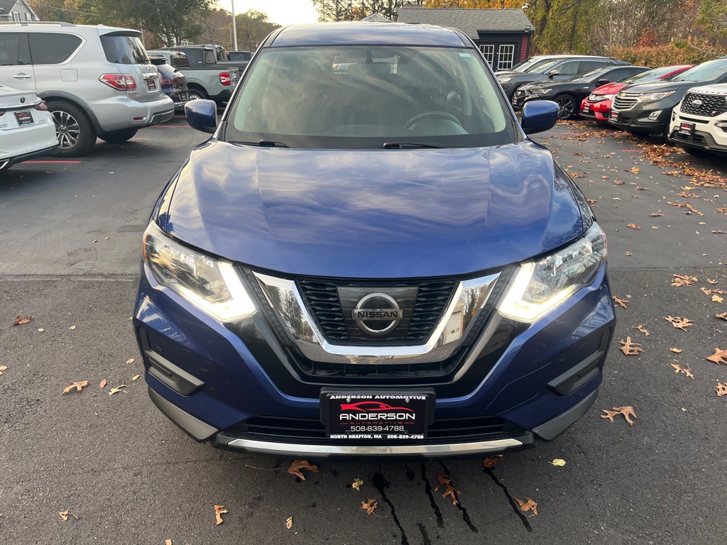 2017 Nissan Rogue Image 3