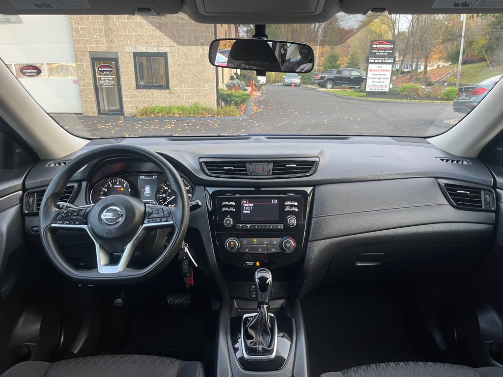 2017 Nissan Rogue Image 14