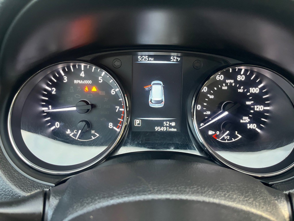 2017 Nissan Rogue Image 19