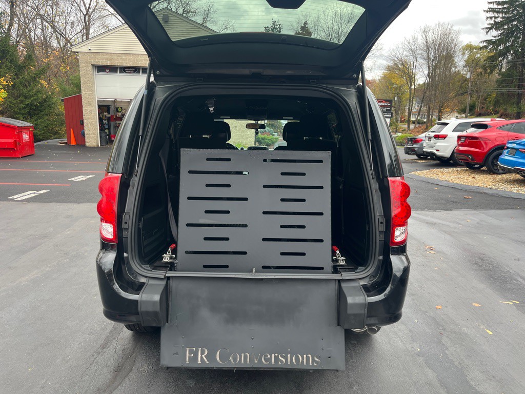 2015 Dodge Grand Caravan Image 9