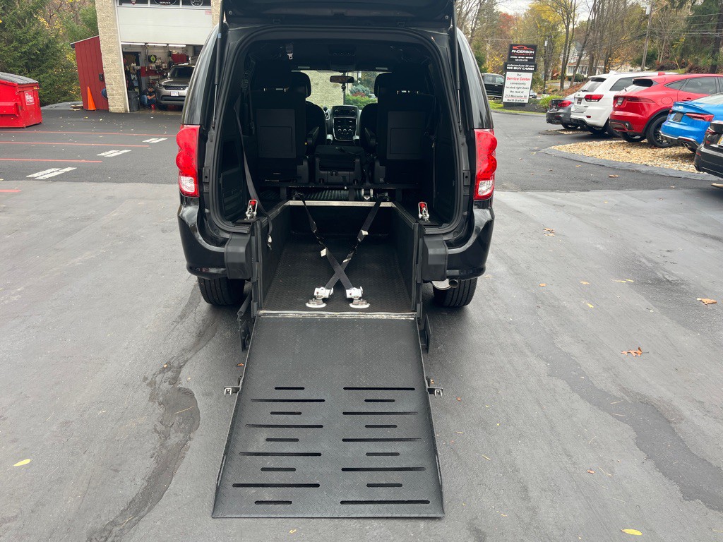 2015 Dodge Grand Caravan Image 10