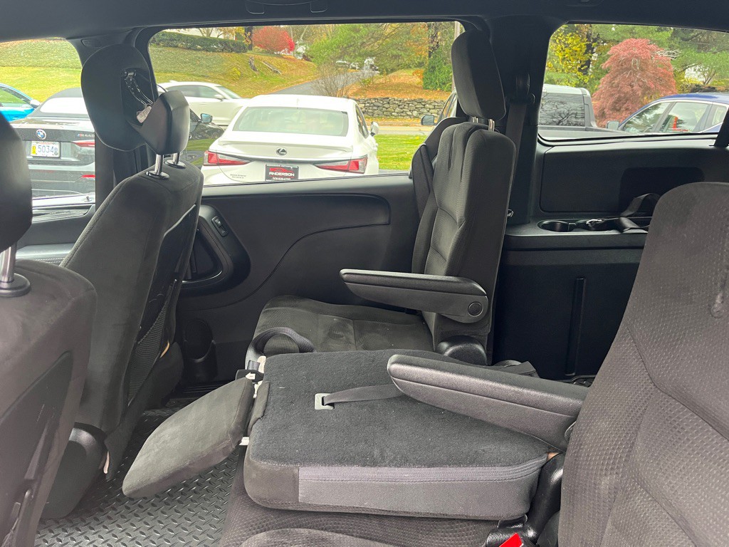 2015 Dodge Grand Caravan Image 12