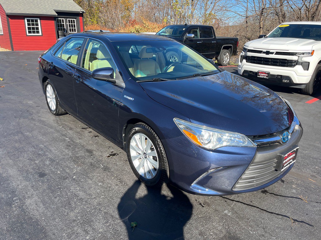 2015 Toyota Camry Image 4