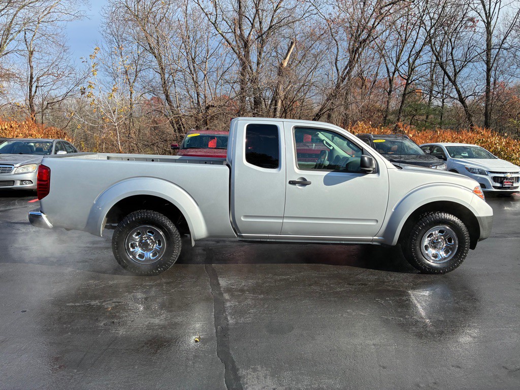 2015 Nissan Frontier Image 5