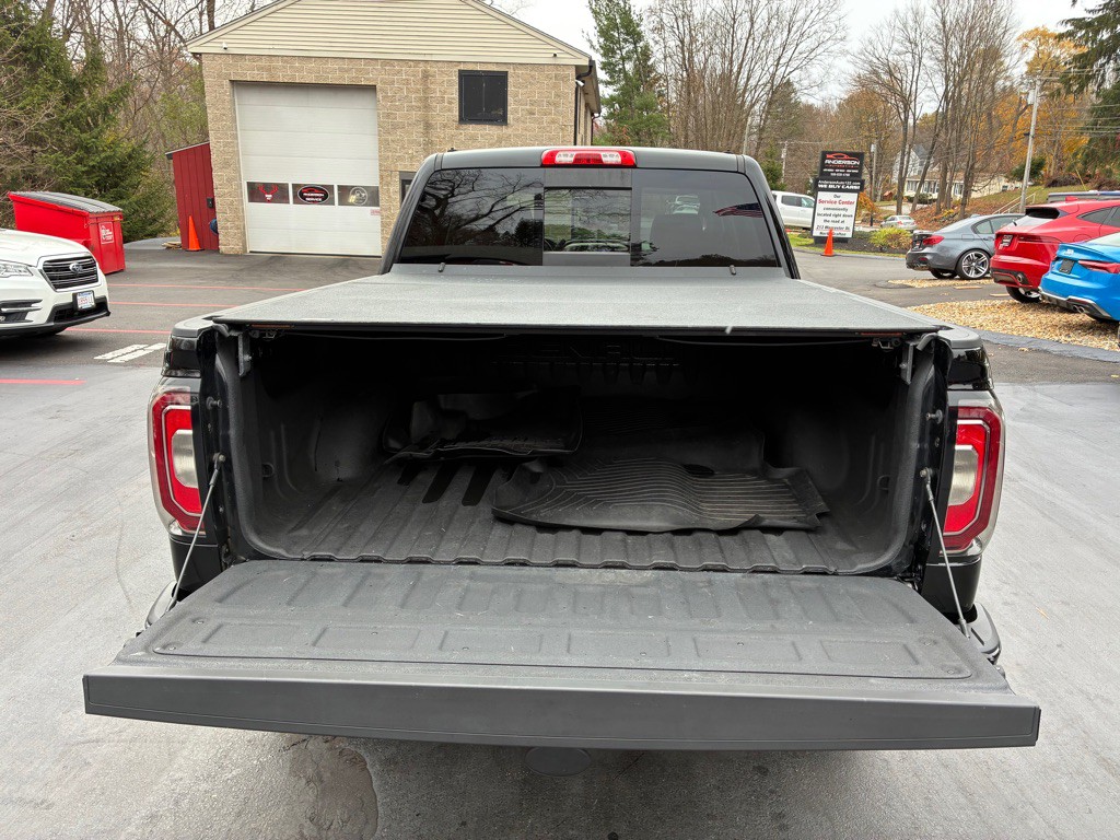 2017 GMC Sierra Image 9