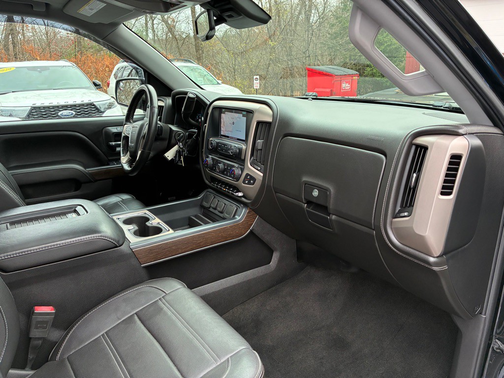 2017 GMC Sierra Image 14