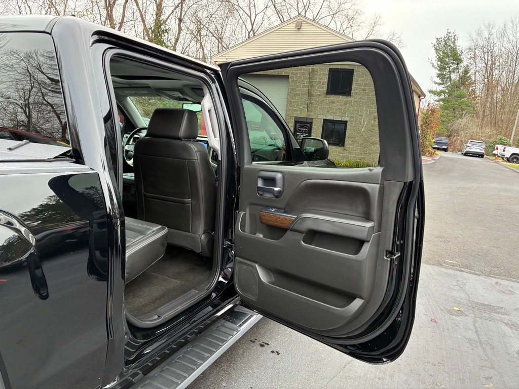 2017 GMC Sierra Image 23