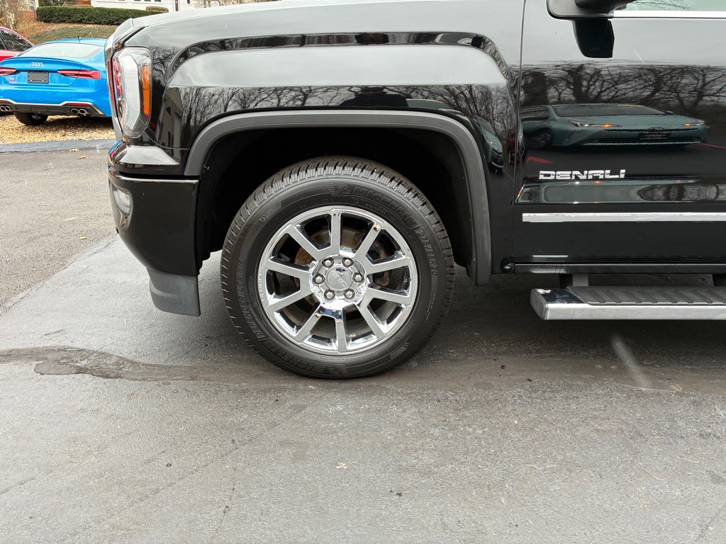 2017 GMC Sierra Image 30