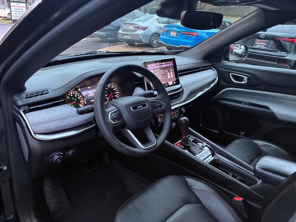 2023 Jeep Compass Image 12