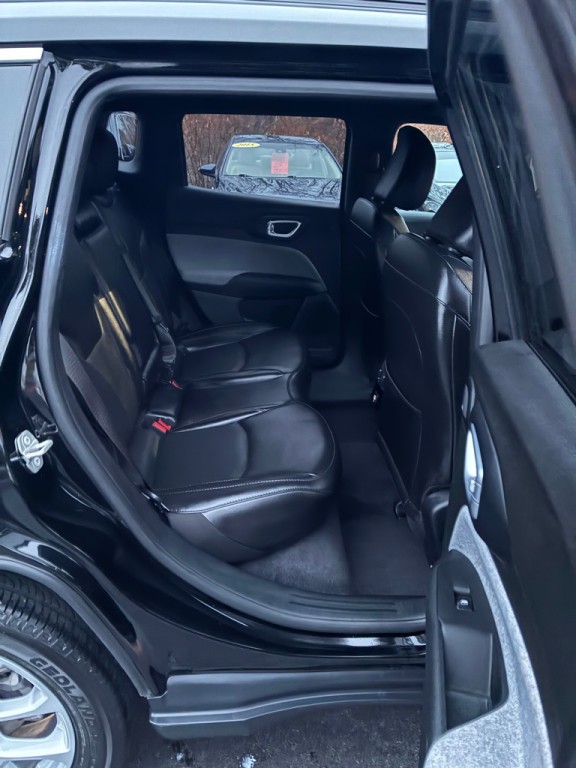 2023 Jeep Compass Image 26