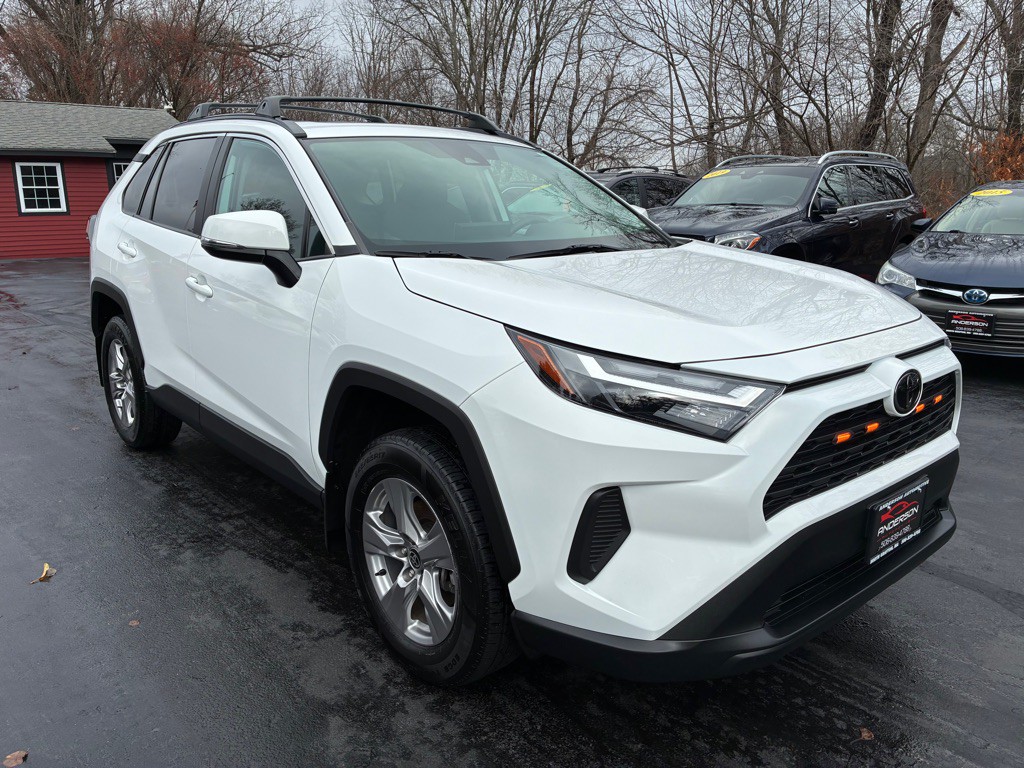 2023 Toyota Rav4 Image 3