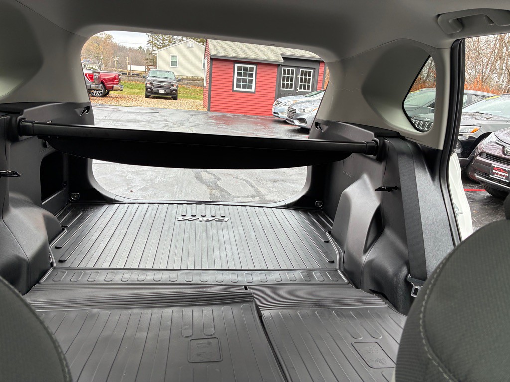 2023 Toyota Rav4 Image 16