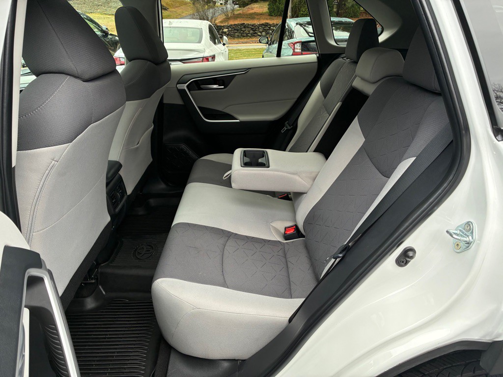 2023 Toyota Rav4 Image 30