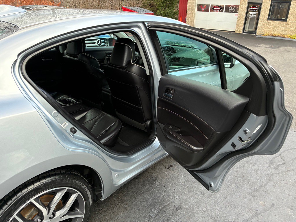 2020 Acura ILX Image 15