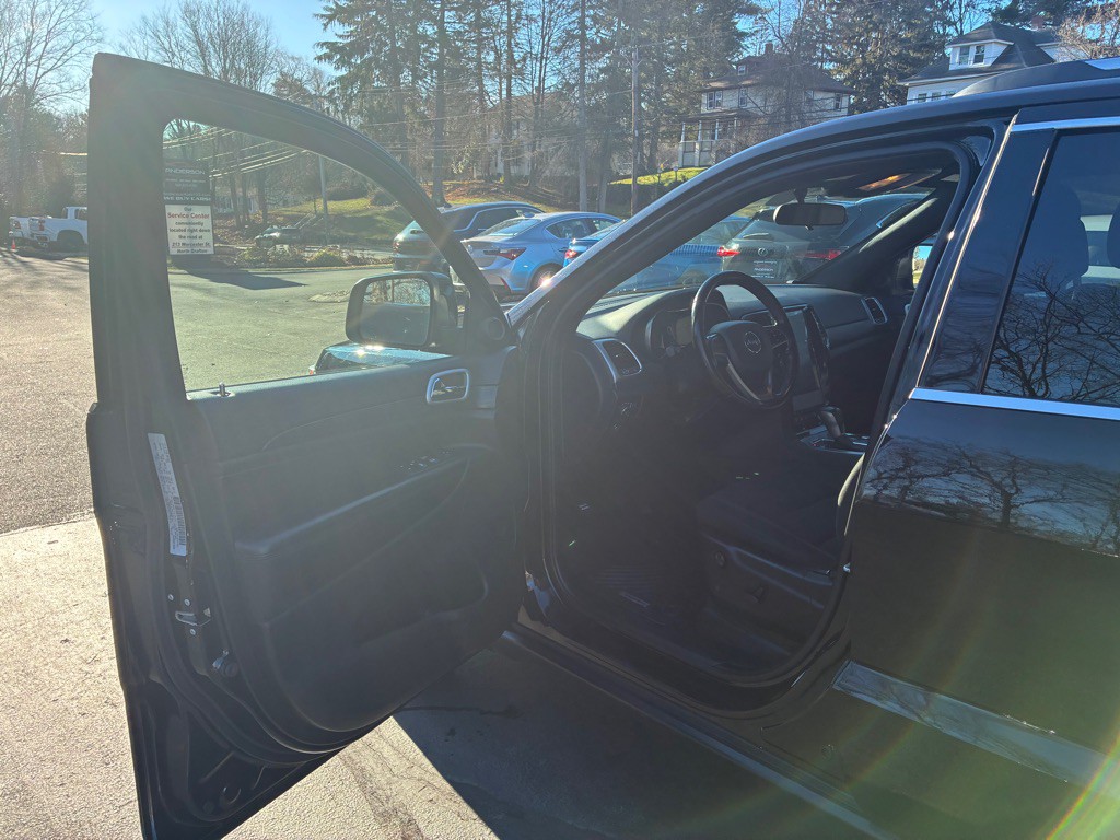 2020 Jeep Grand Cherokee Image 9