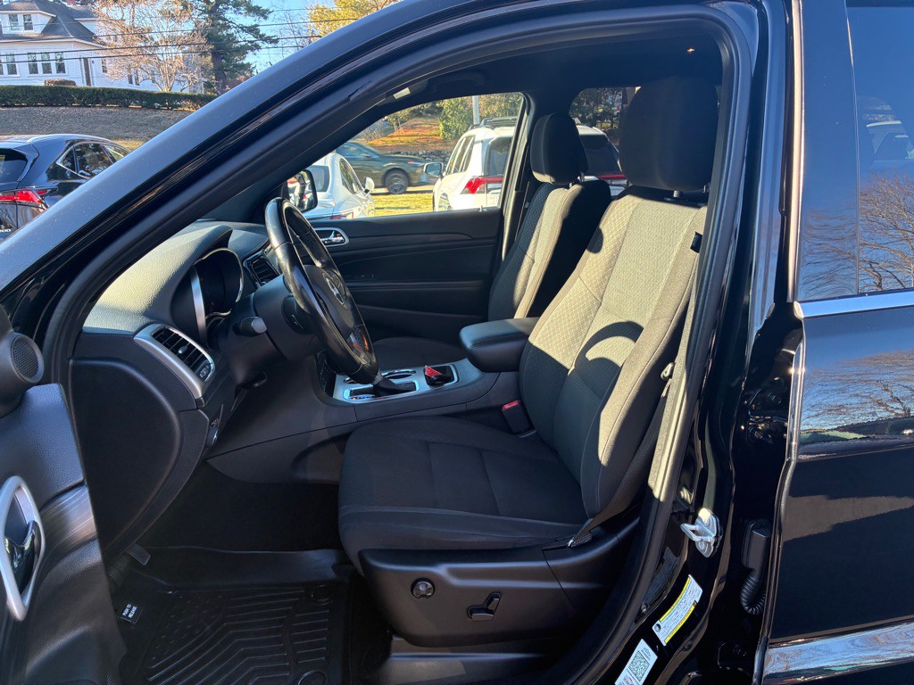 2020 Jeep Grand Cherokee Image 17