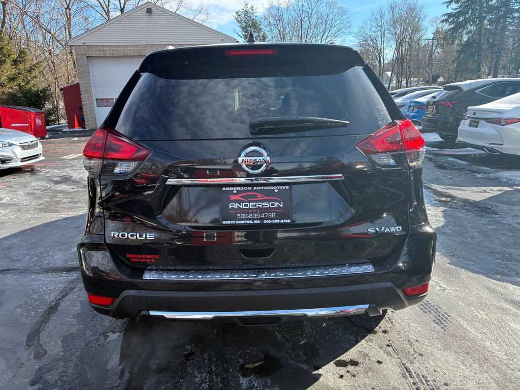 2018 Nissan Rogue Image 8