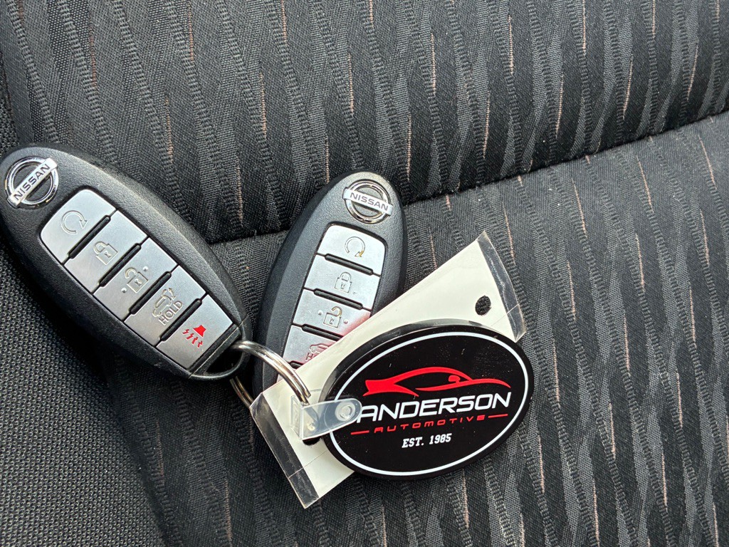 2018 Nissan Rogue Image 24