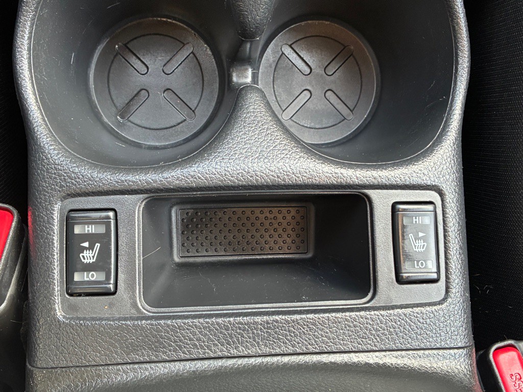 2018 Nissan Rogue Image 25