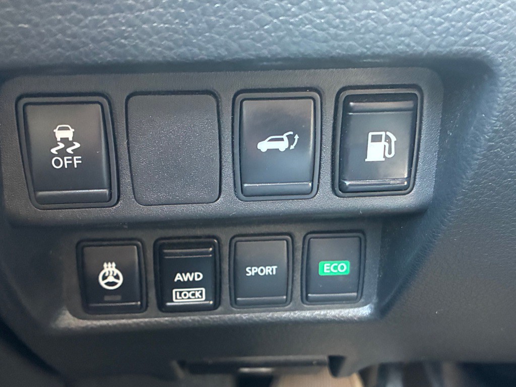 2018 Nissan Rogue Image 27