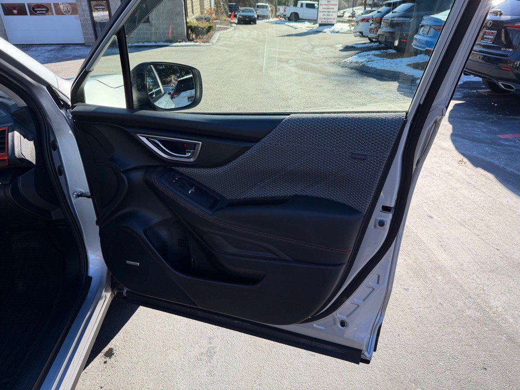 2019 Subaru Forester Image 8