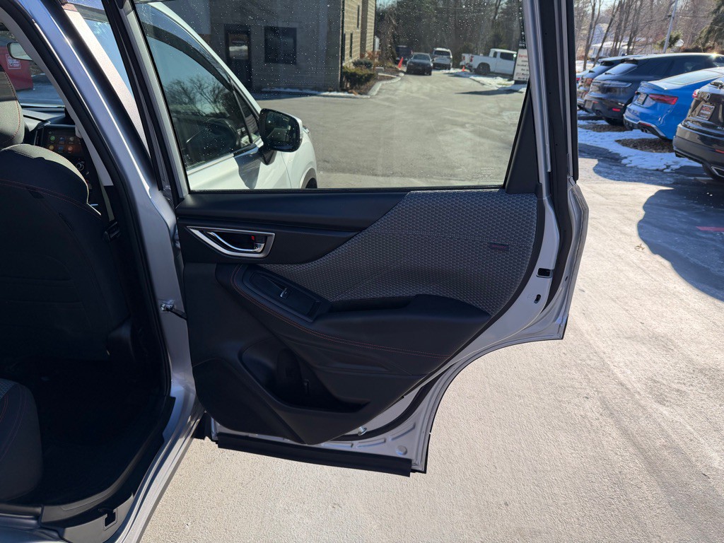 2019 Subaru Forester Image 11