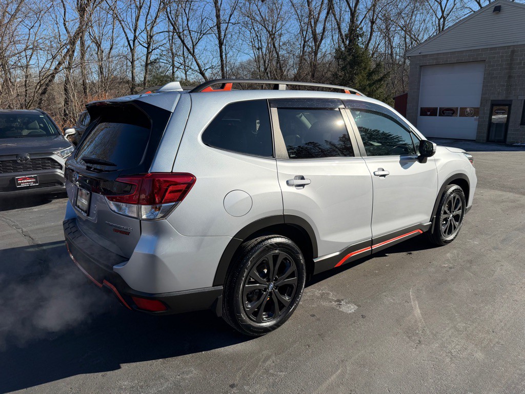 2019 Subaru Forester Image 12