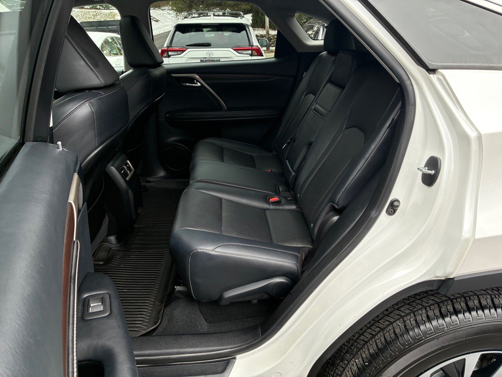 2021 Lexus RX Image 27
