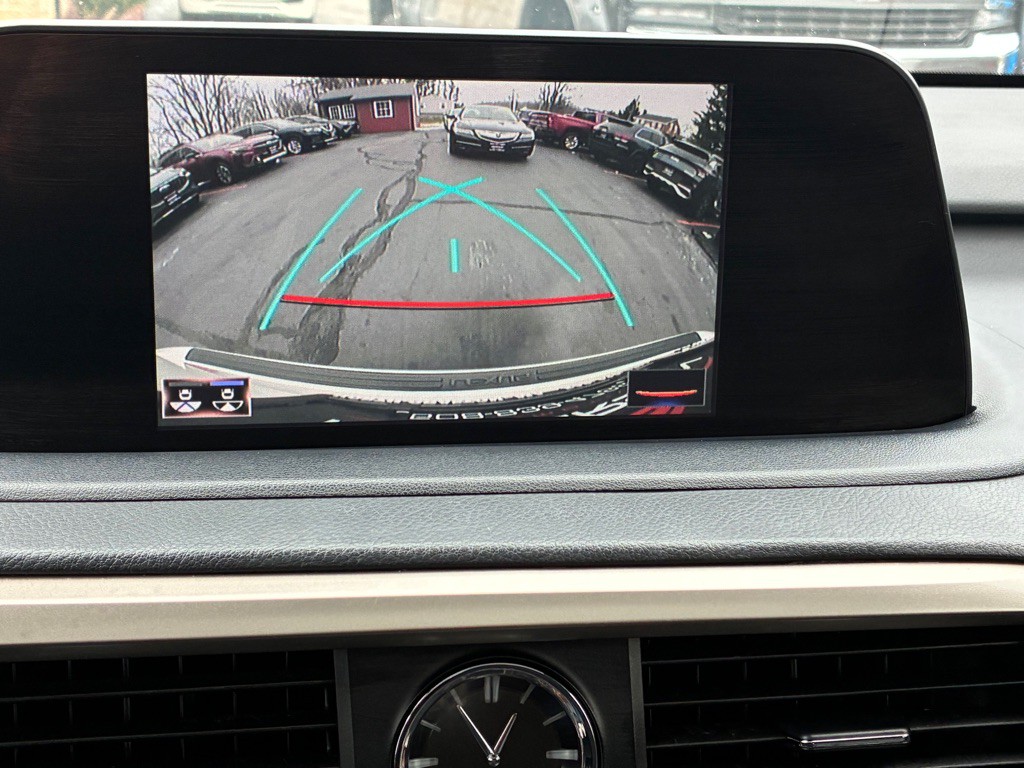 2021 Lexus RX Image 32