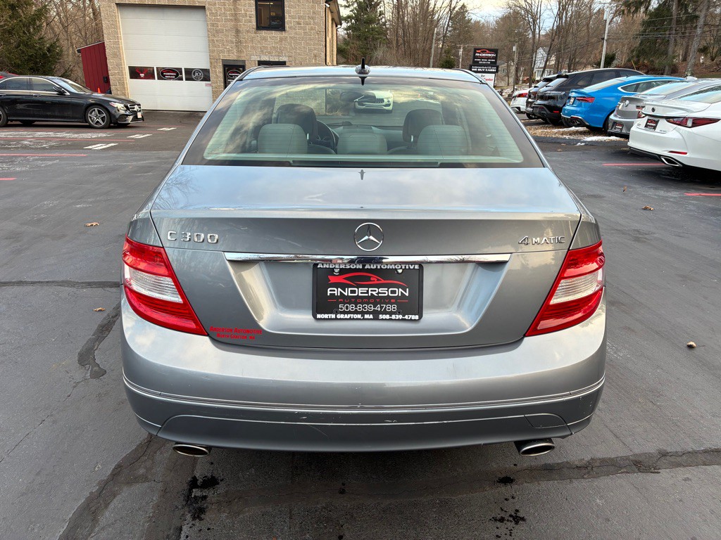 2008 Mercedes-Benz C-Class Image 8