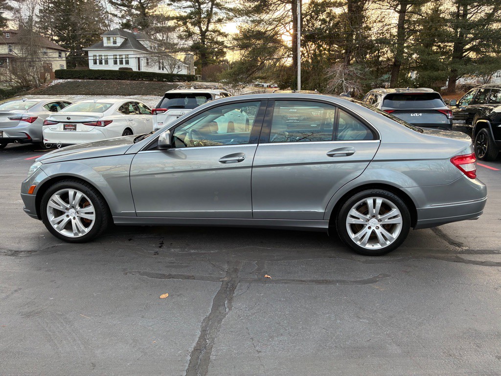2008 Mercedes-Benz C-Class Image 10