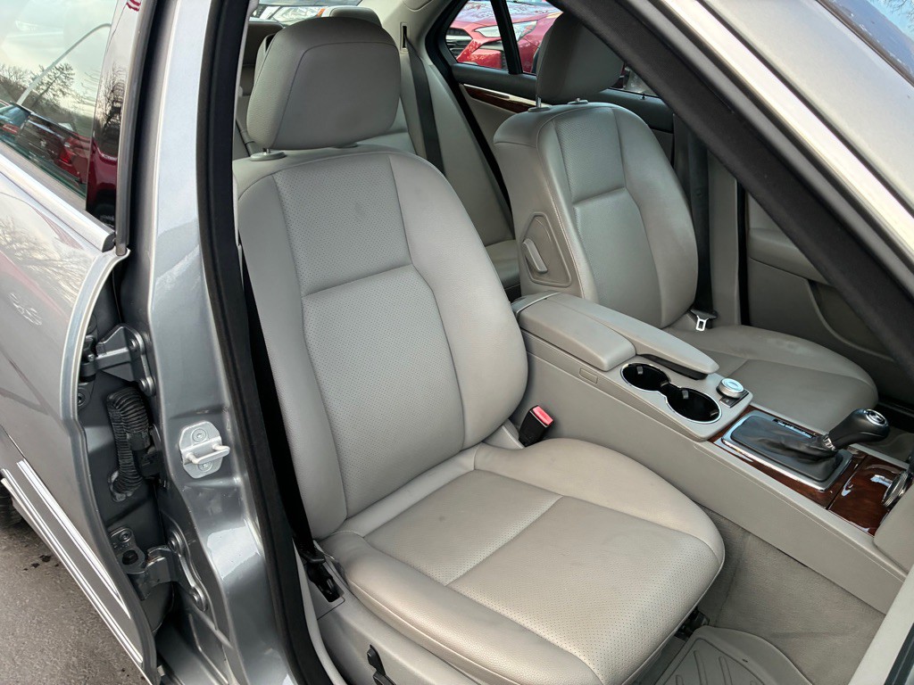 2008 Mercedes-Benz C-Class Image 21