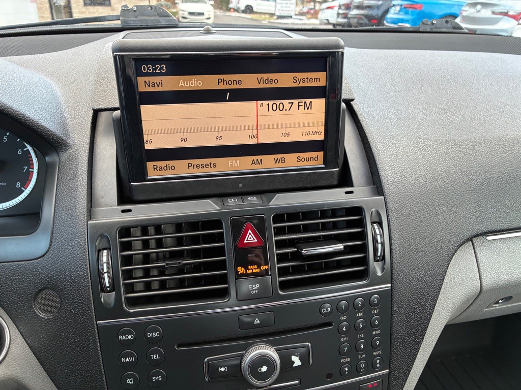 2008 Mercedes-Benz C-Class Image 26