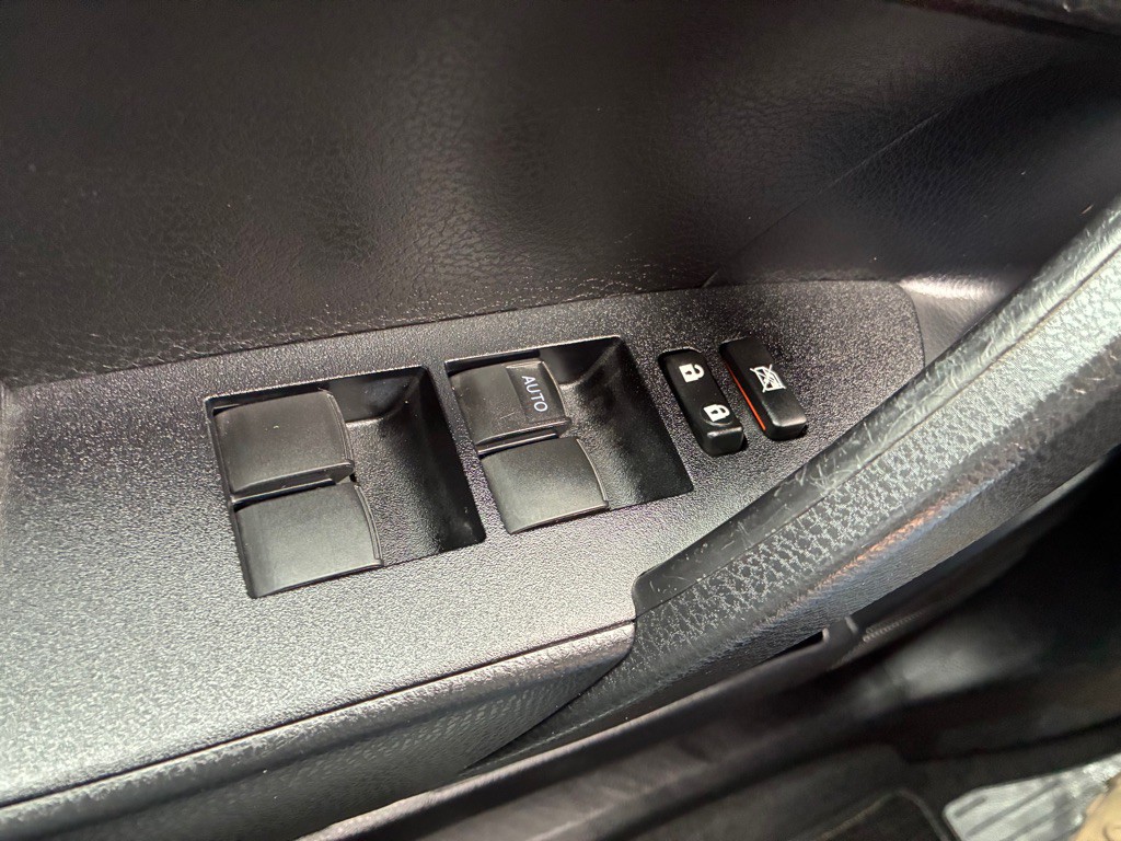 2016 Toyota Corolla Image 34