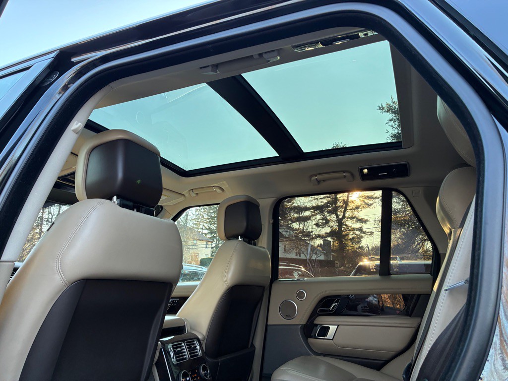 2019 Land Rover Range Rover Image 20