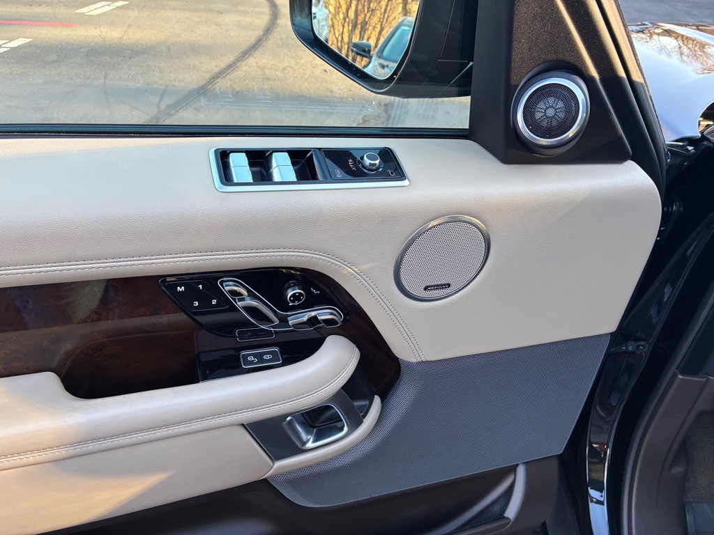 2019 Land Rover Range Rover Image 29