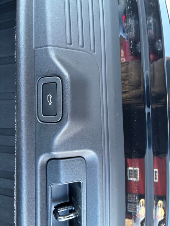 2019 Land Rover Range Rover Image 36