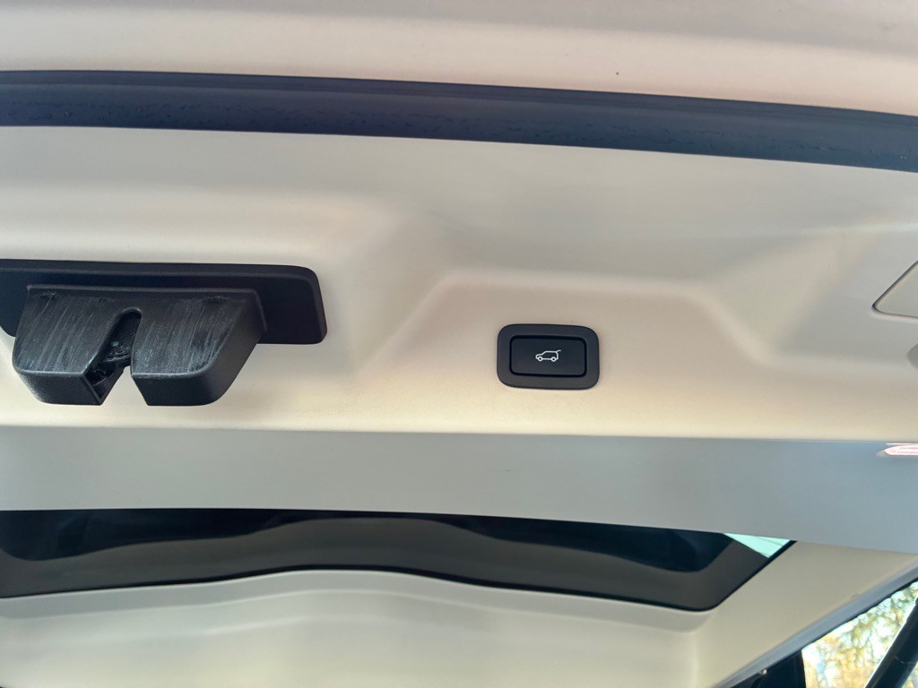 2019 Land Rover Range Rover Image 37