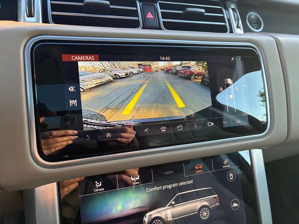 2019 Land Rover Range Rover Image 41