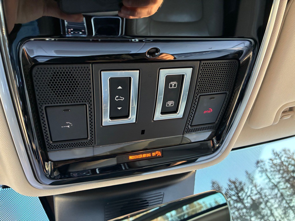 2019 Land Rover Range Rover Image 44