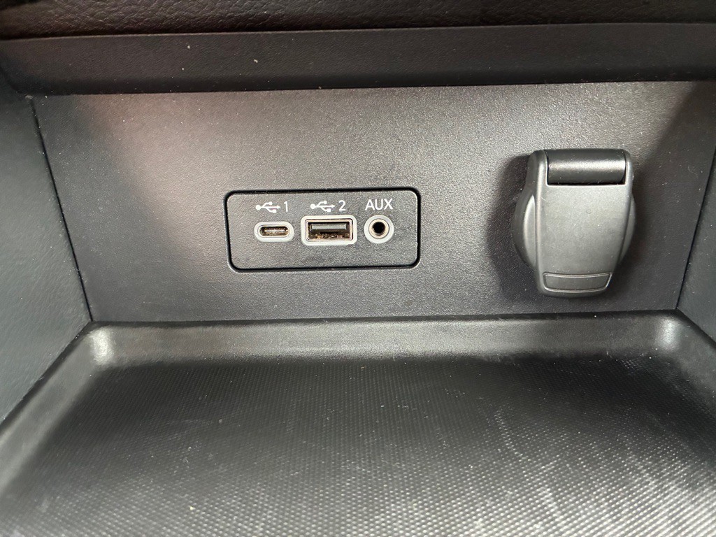 2020 Nissan Sentra Image 36