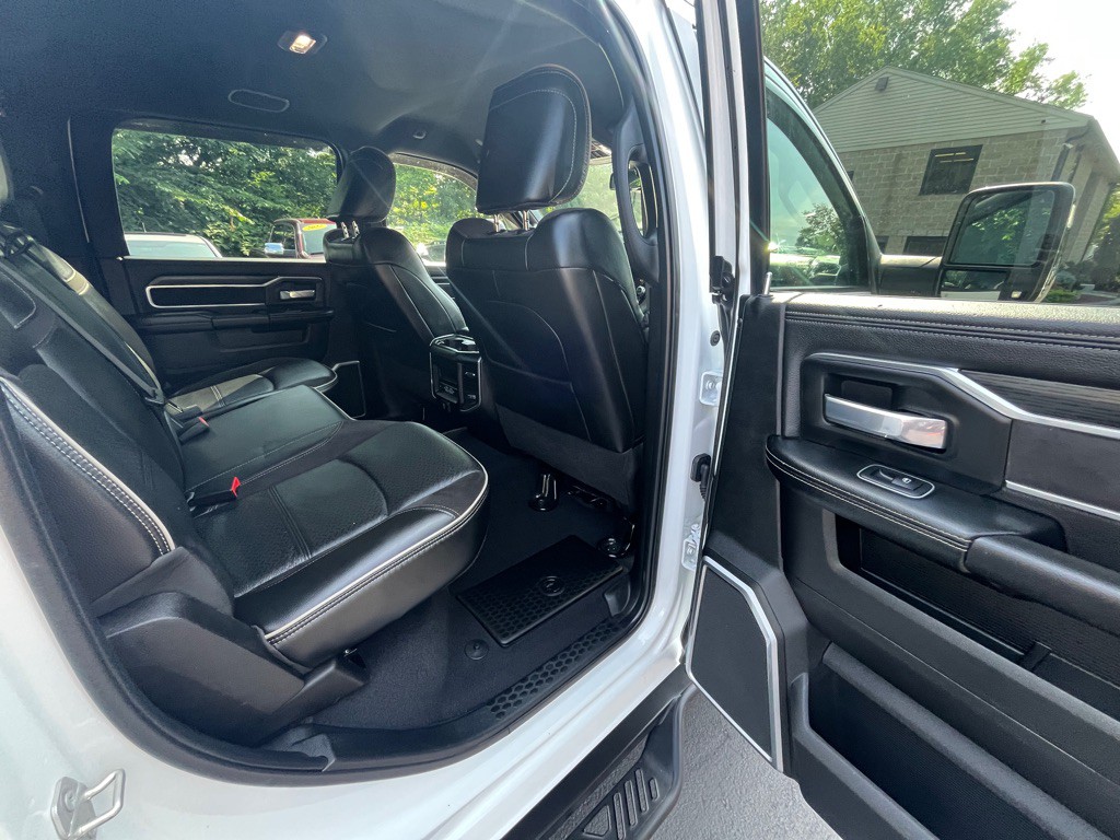 2024 RAM 2500 Image 8