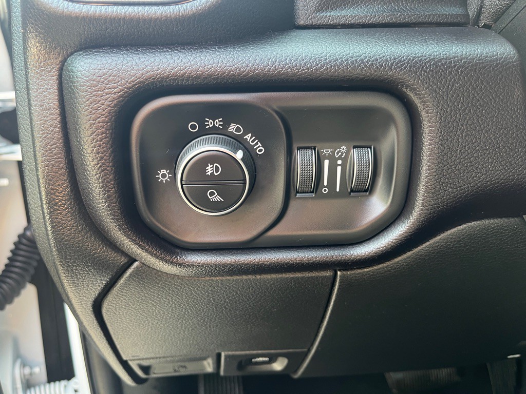 2024 RAM 2500 Image 21