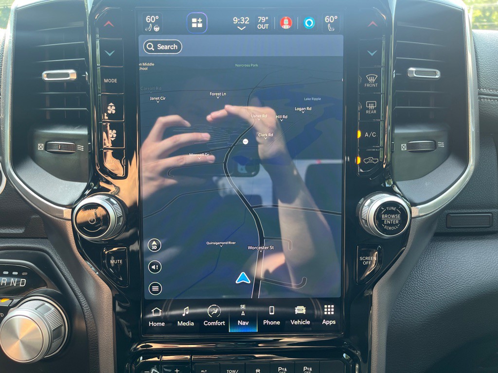 2024 RAM 2500 Image 25